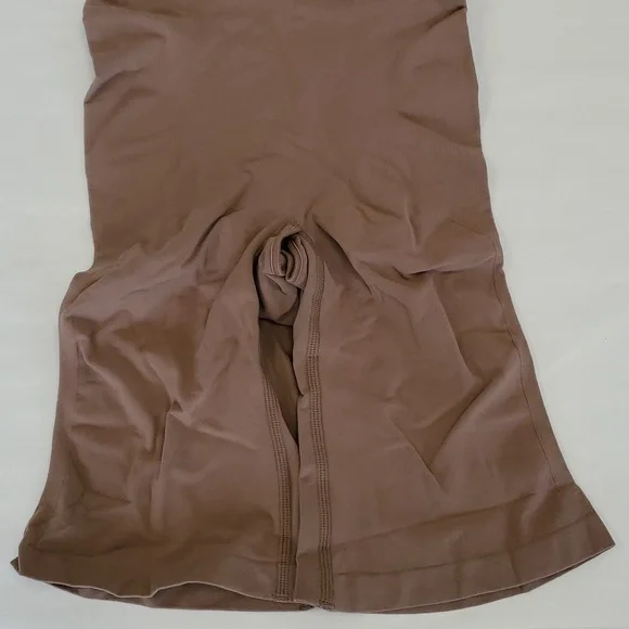 Nueskin Shapeware Bodysuit - Picture 3 of 5